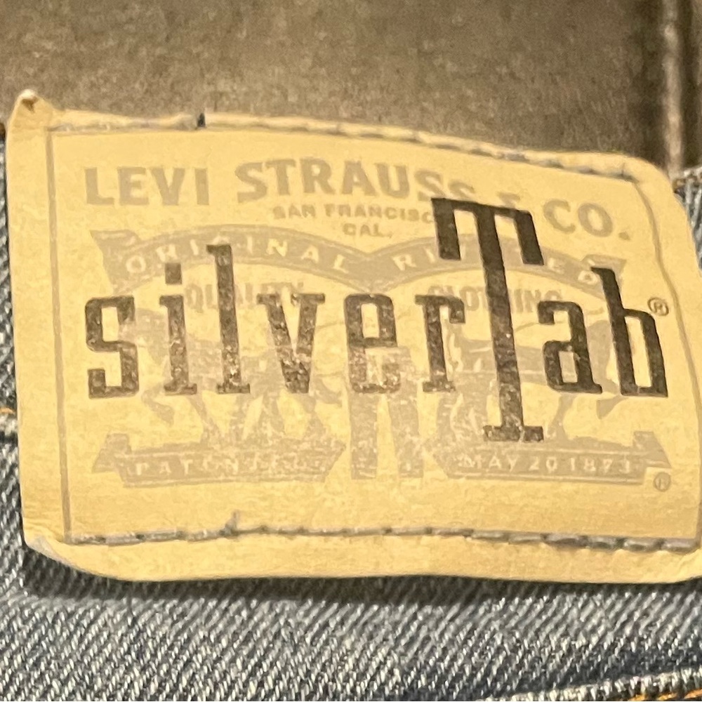 Levi's Silver Tab Girls size 16 Blue Jeans NWOT measurements in pics